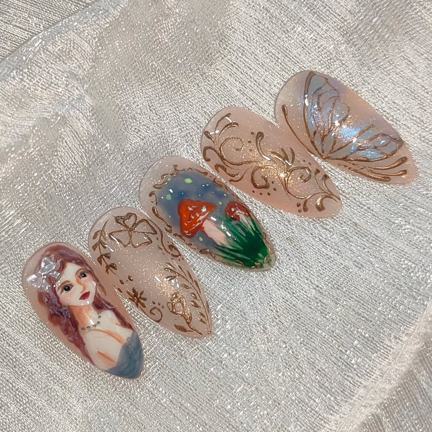 Fancy 手繪彩繪美甲代表作品 — 復古人像與蝴蝶